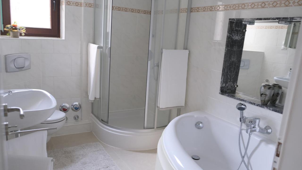 Summerset Ferienwohnung Rosengarten  المظهر الخارجي الصورة